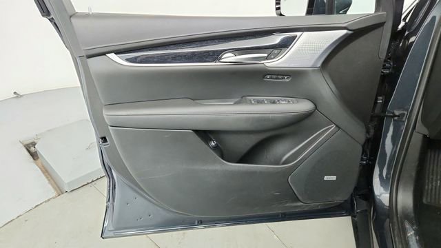 Certified 2023 Cadillac XT5 Premium Luxury image 11