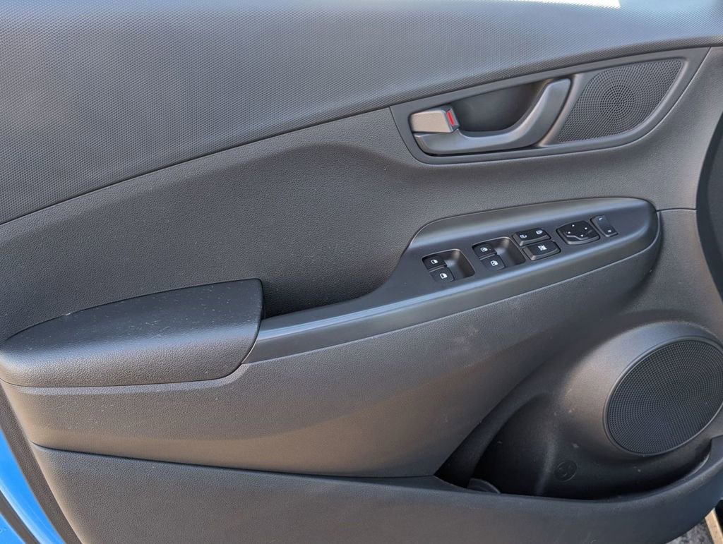 Used 2019 Hyundai Kona SEL image 21