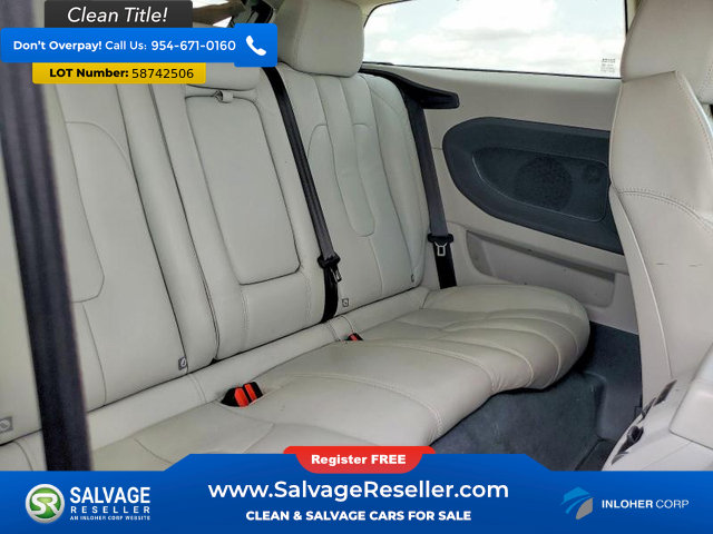 Used 2015 Land Rover Range Rover Evoque Pure Premium AWD/4WD image 15