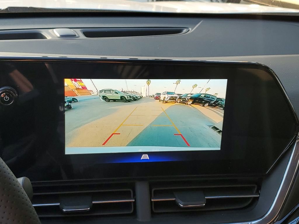 New 2026 Chevrolet Trax RS w/ Driver Confidence Package image 24