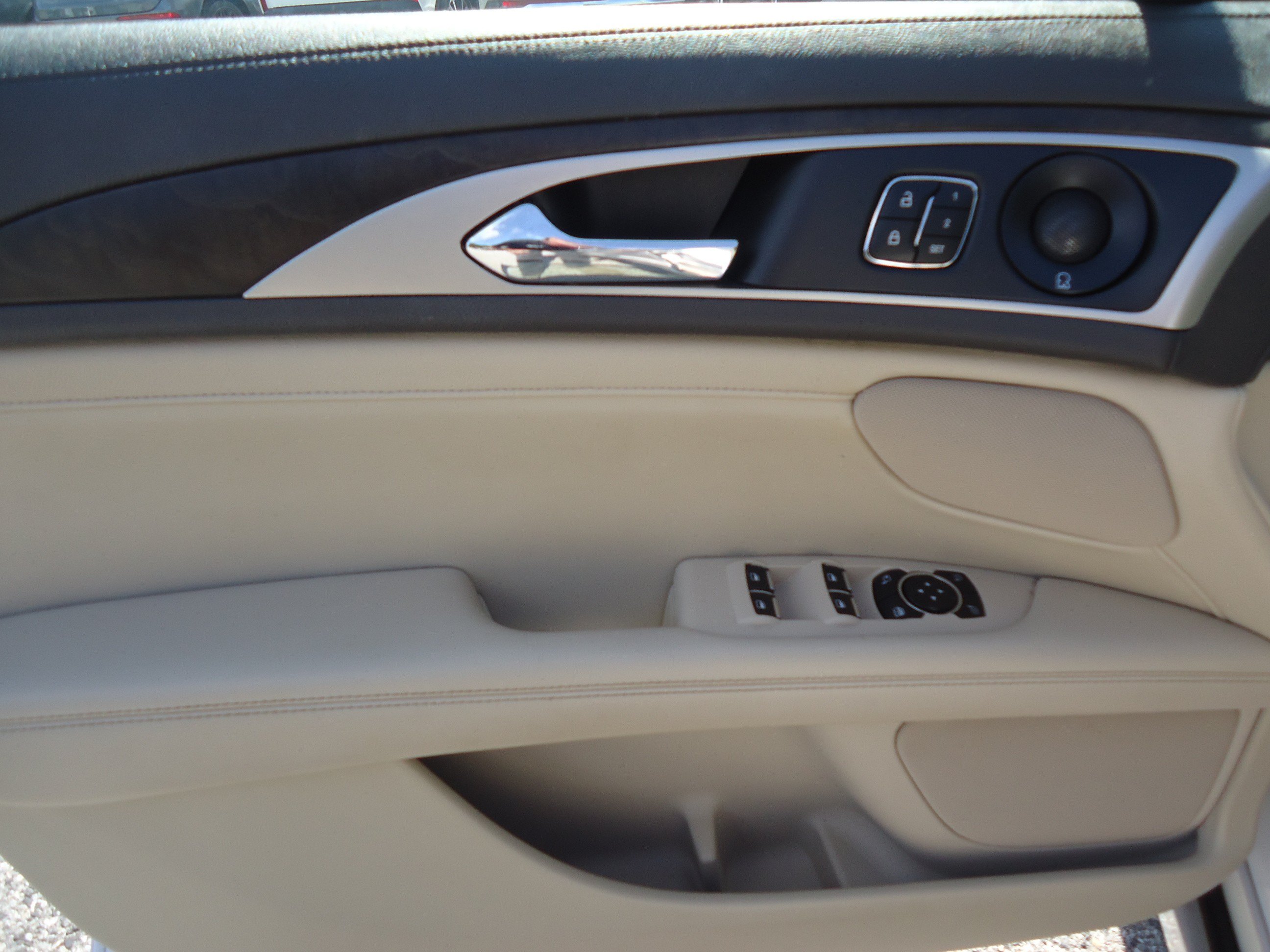 Used 2020 Lincoln MKZ Reserve w/ Monochromatic Package AWD/4WD image 25