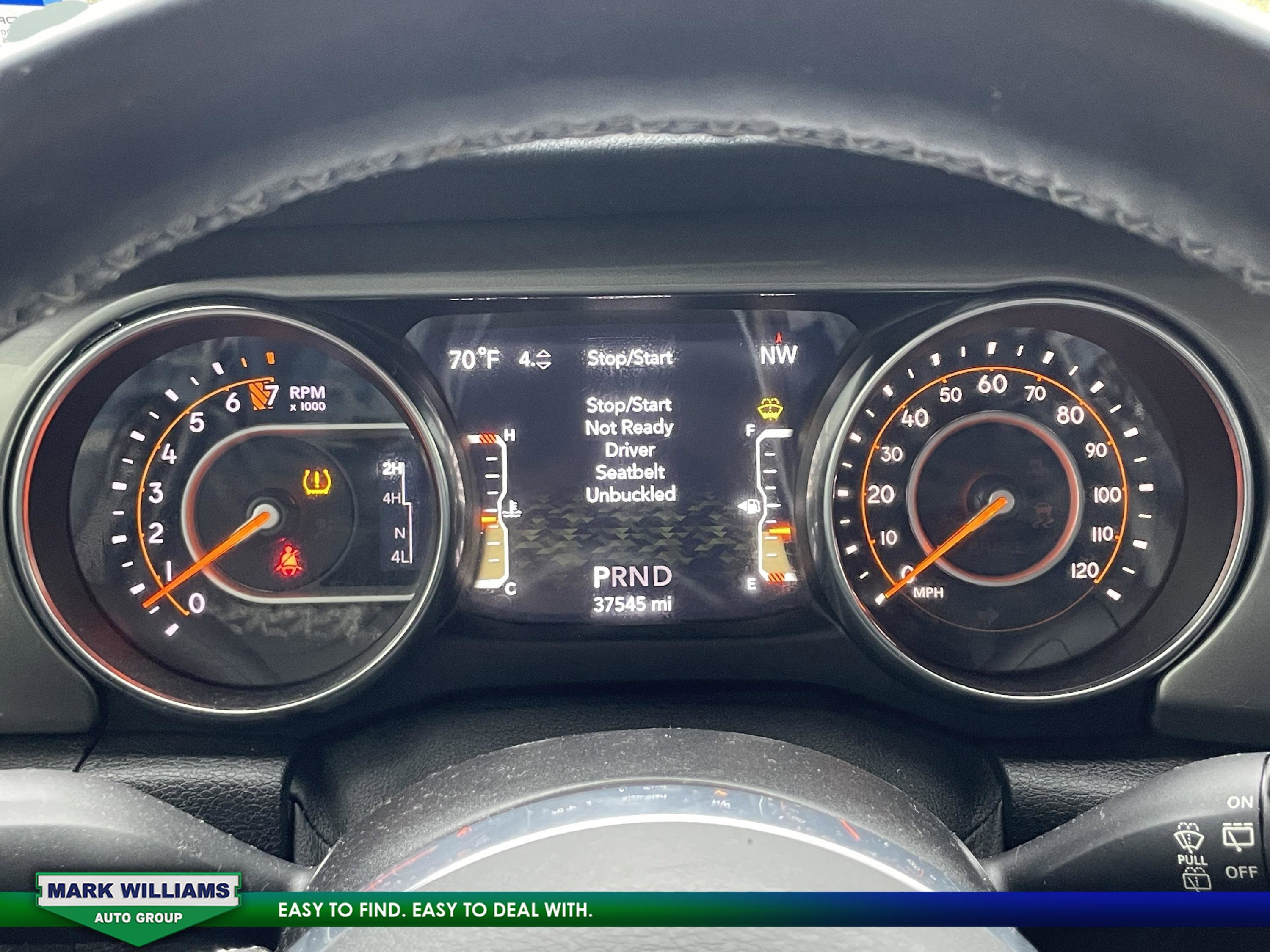 Used 2019 Jeep Wrangler Unlimited Sahara w/ Safety Group image 16