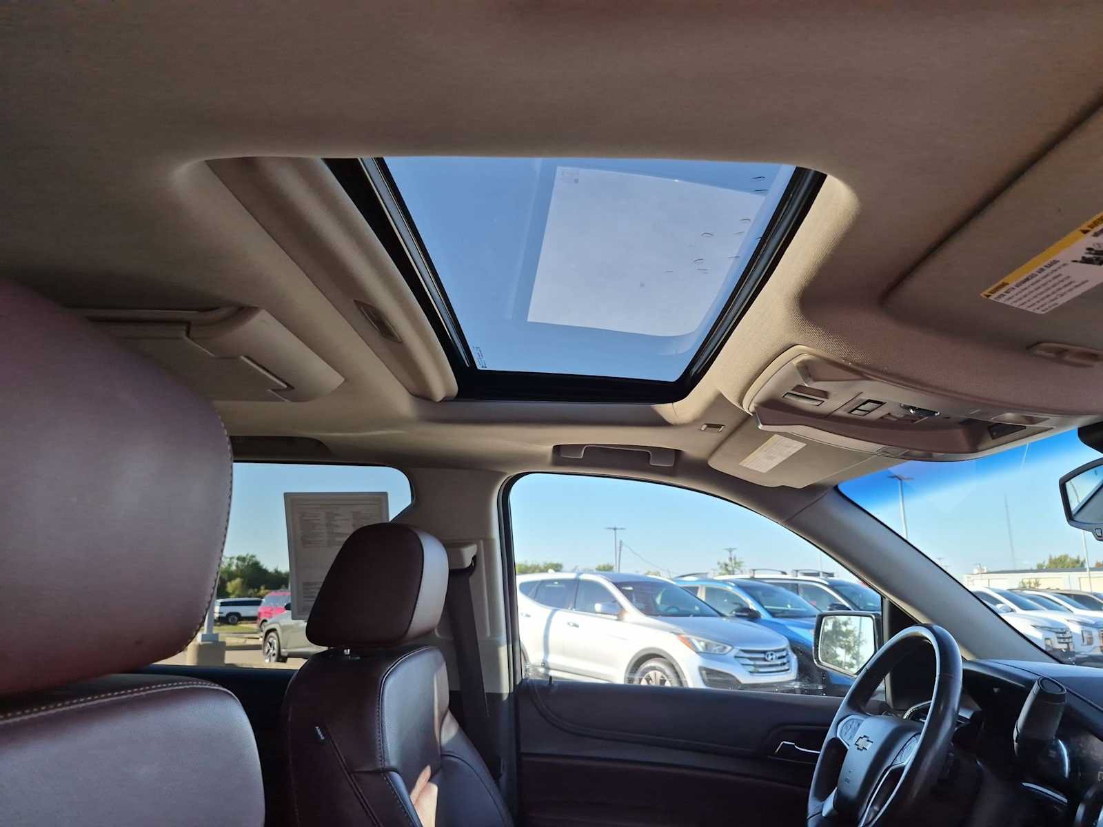 Used 2016 Chevrolet Suburban LTZ RWD image 30