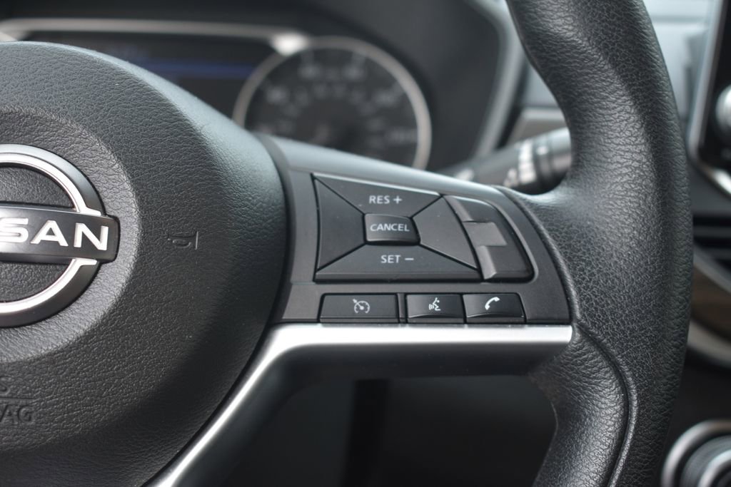 Used 2024 Nissan Altima 2.5 SV AWD/4WD image 16