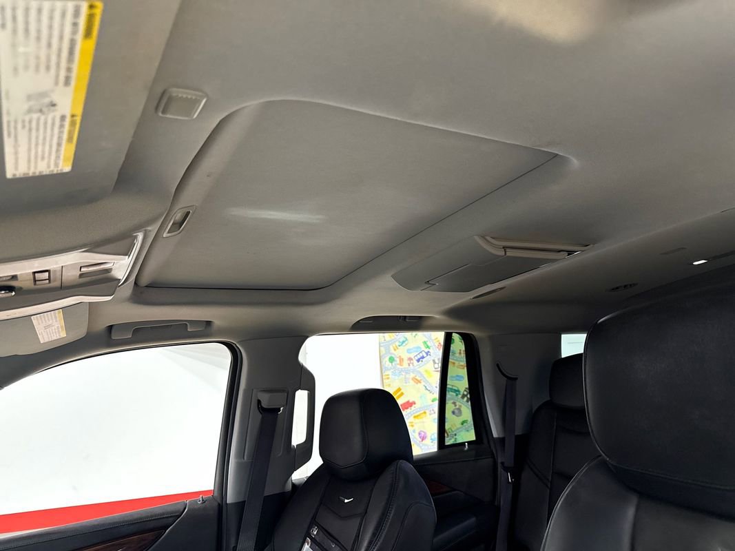 Used 2015 Cadillac Escalade Premium image 90