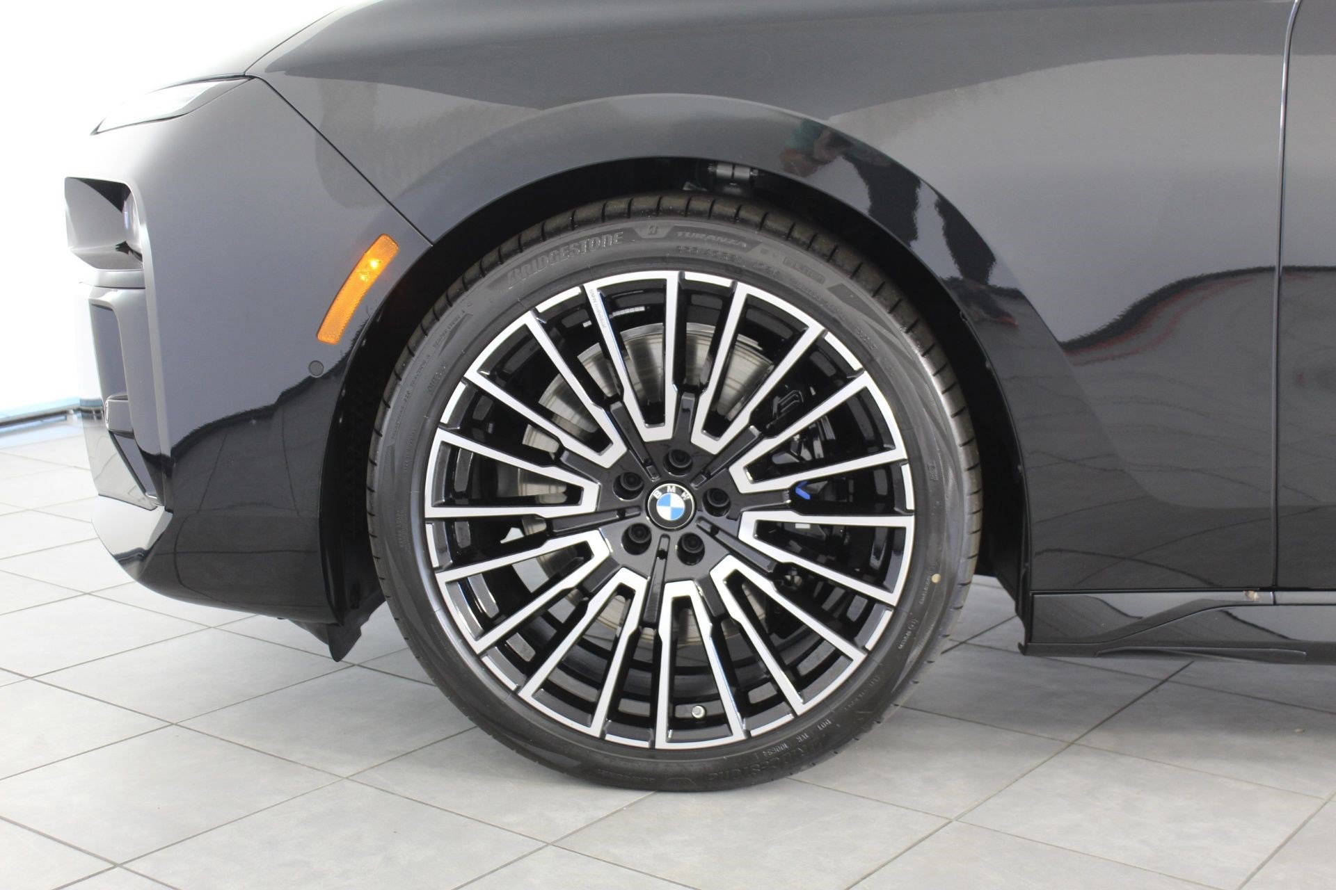 New 2026 BMW 760i xDrive w/ Executive Package image 22