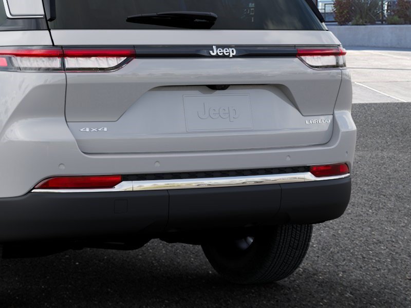 New 2026 Jeep Grand Cherokee Laredo X AWD/4WD image 13
