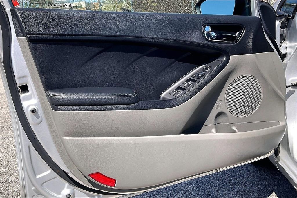 Used 2014 Kia Forte LX w/ Popular Package FWD image 21