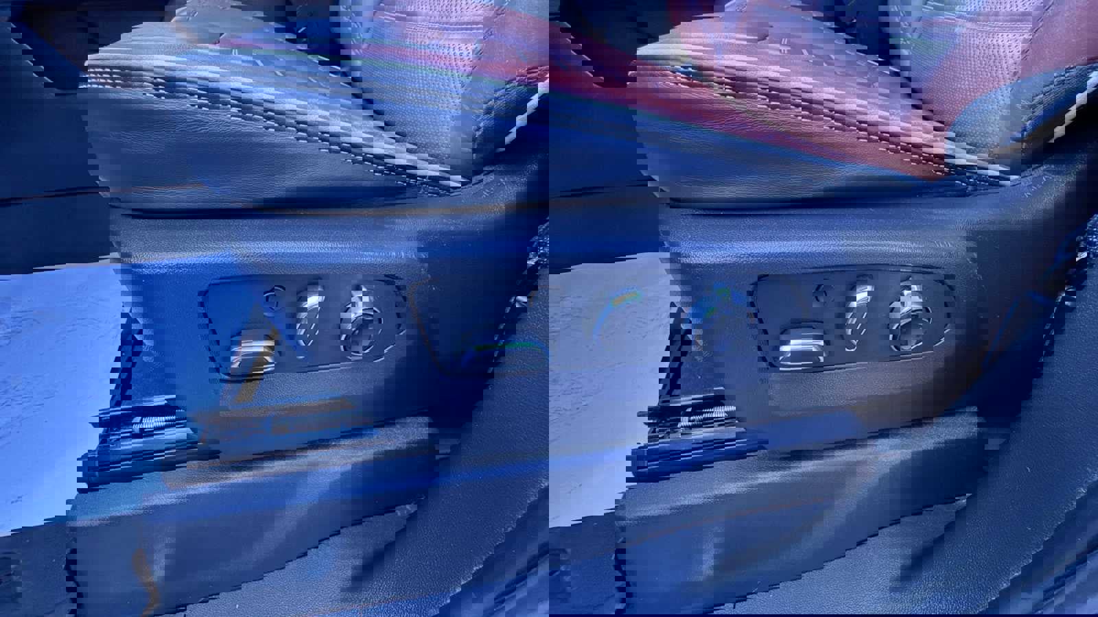 Used 2024 GMC Sierra 3500 Denali Ultimate image 13