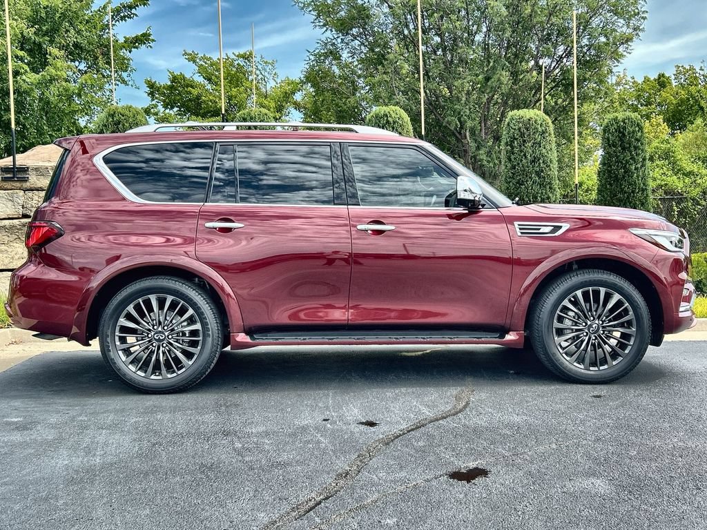 Used 2022 INFINITI QX80 Sensory w/ Cargo Package AWD/4WD image 6
