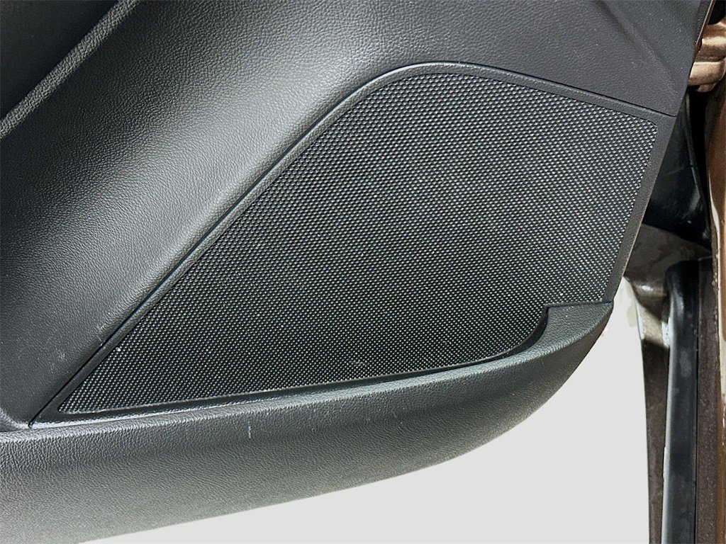 Used 2016 Buick Encore AWD image 19