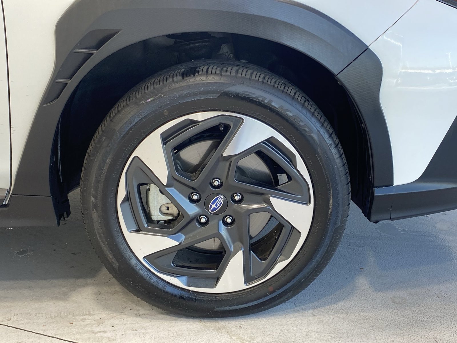 Used 2024 Subaru Crosstrek 2.5i Limited w/ Crosstrek Mirror Package AWD/4WD image 10