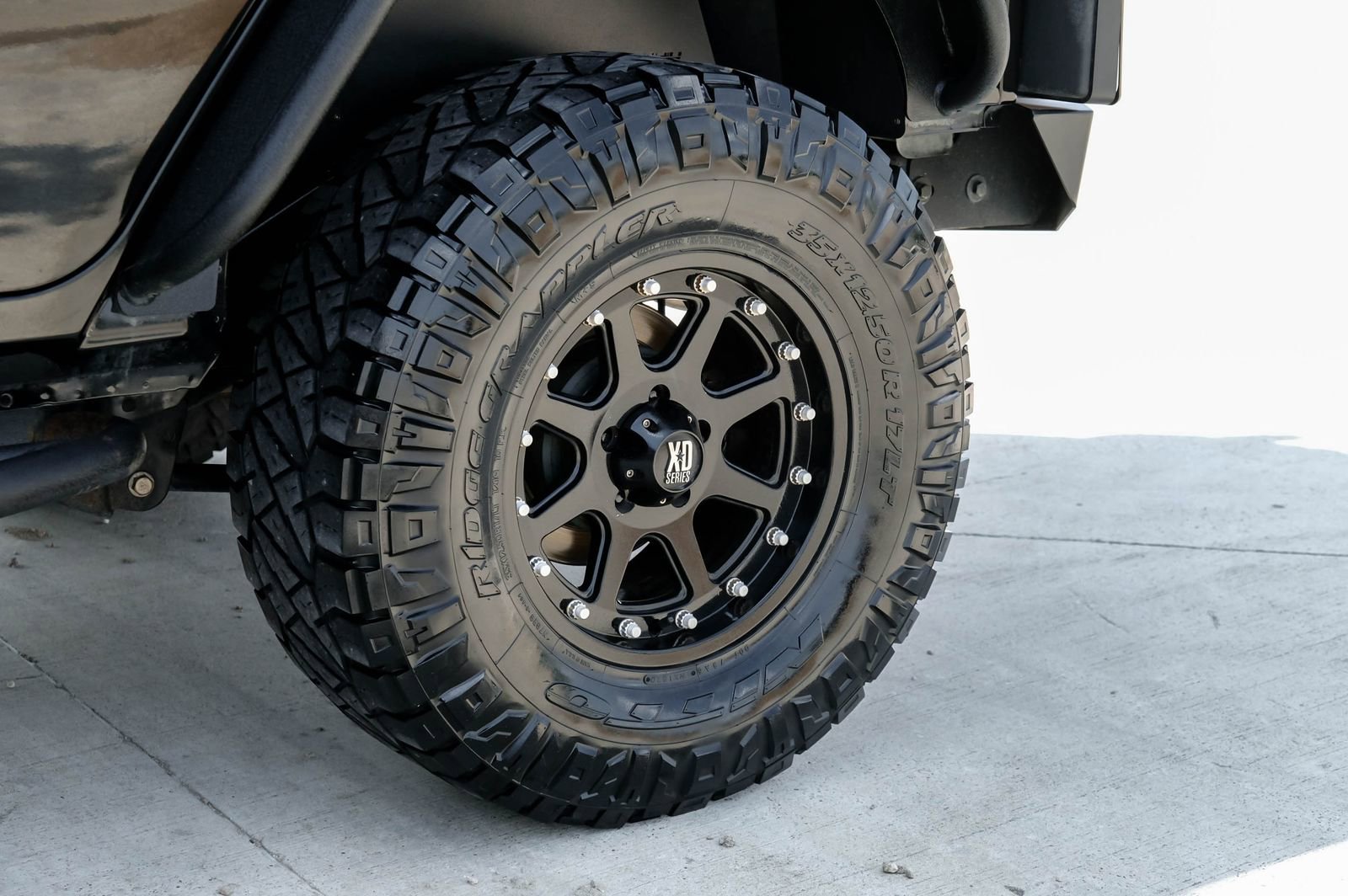 Used 2013 Jeep Wrangler Unlimited Rubicon w/ Connectivity Group AWD/4WD image 58