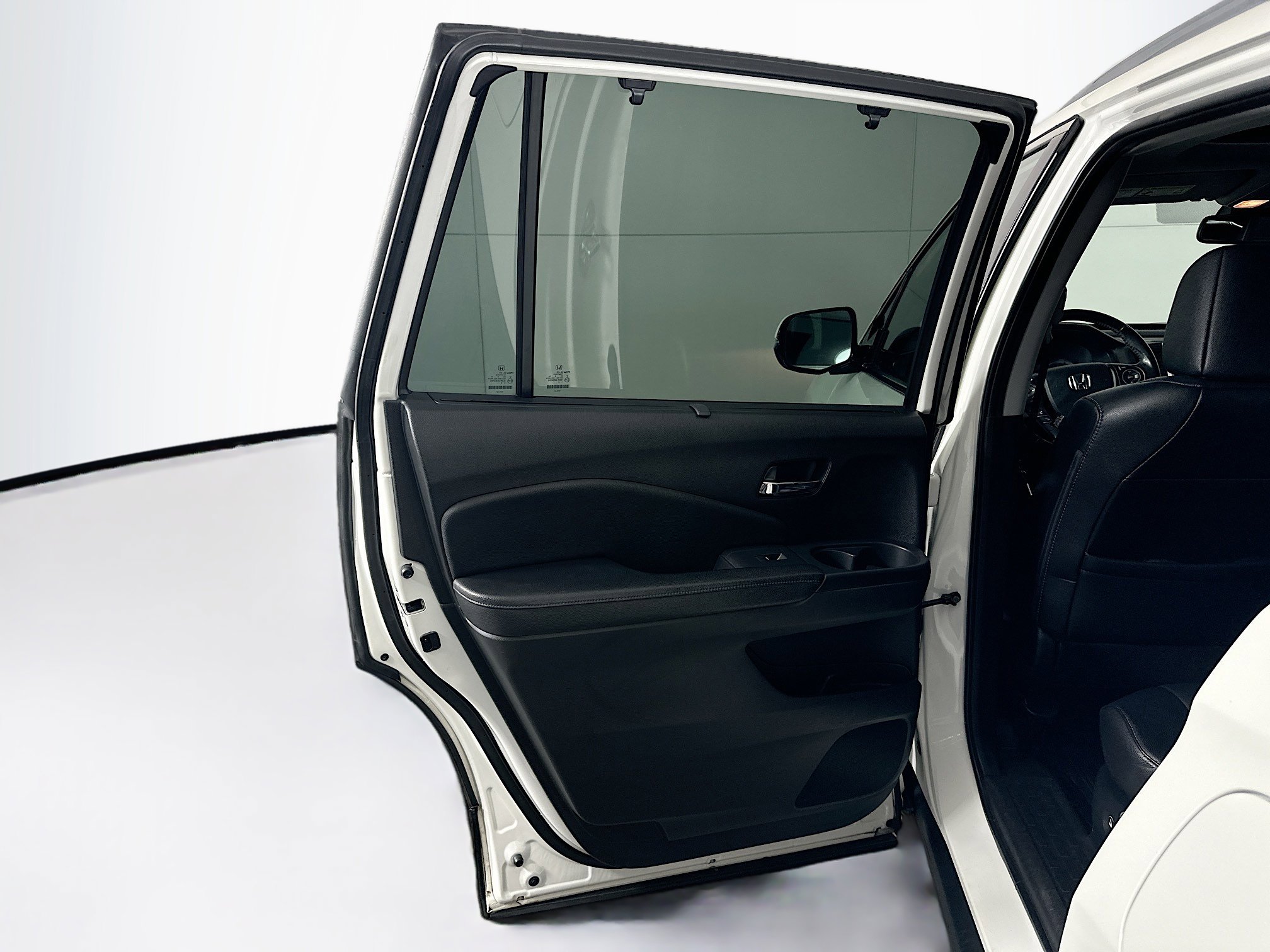 Used 2018 Honda Pilot Touring image 26