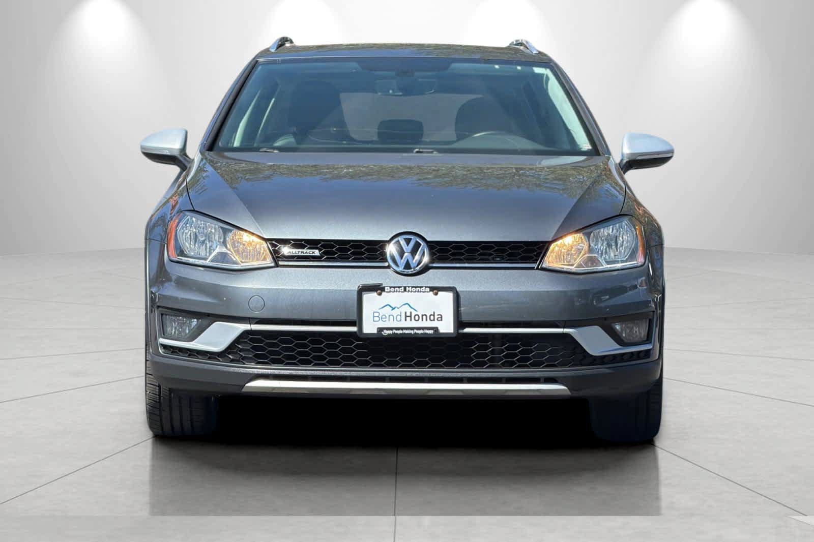 Used 2017 Volkswagen Golf Alltrack SEL AWD/4WD image 10