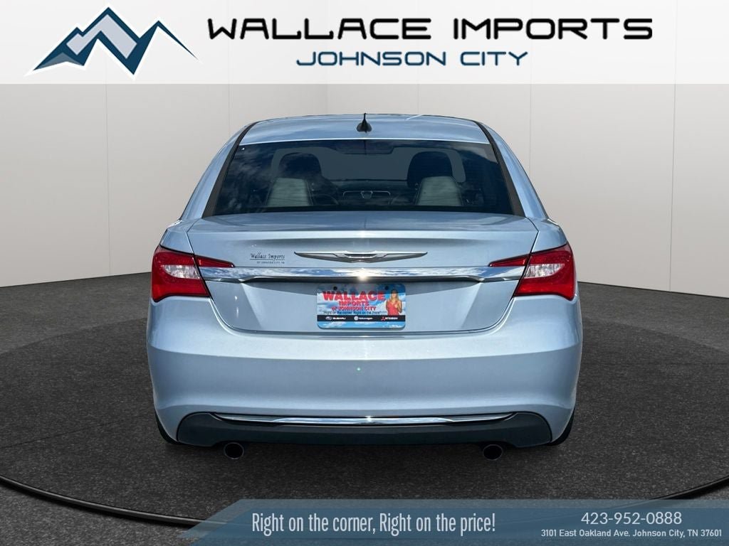 Used 2014 Chrysler 200 Limited FWD video 4
