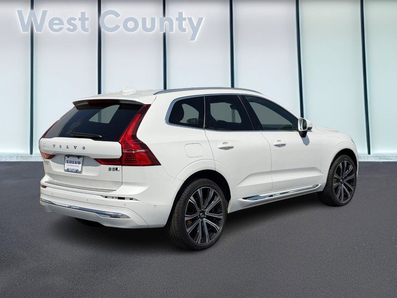 Used 2023 Volvo XC60 B5 Ultimate w/ Climate Package AWD/4WD image 4