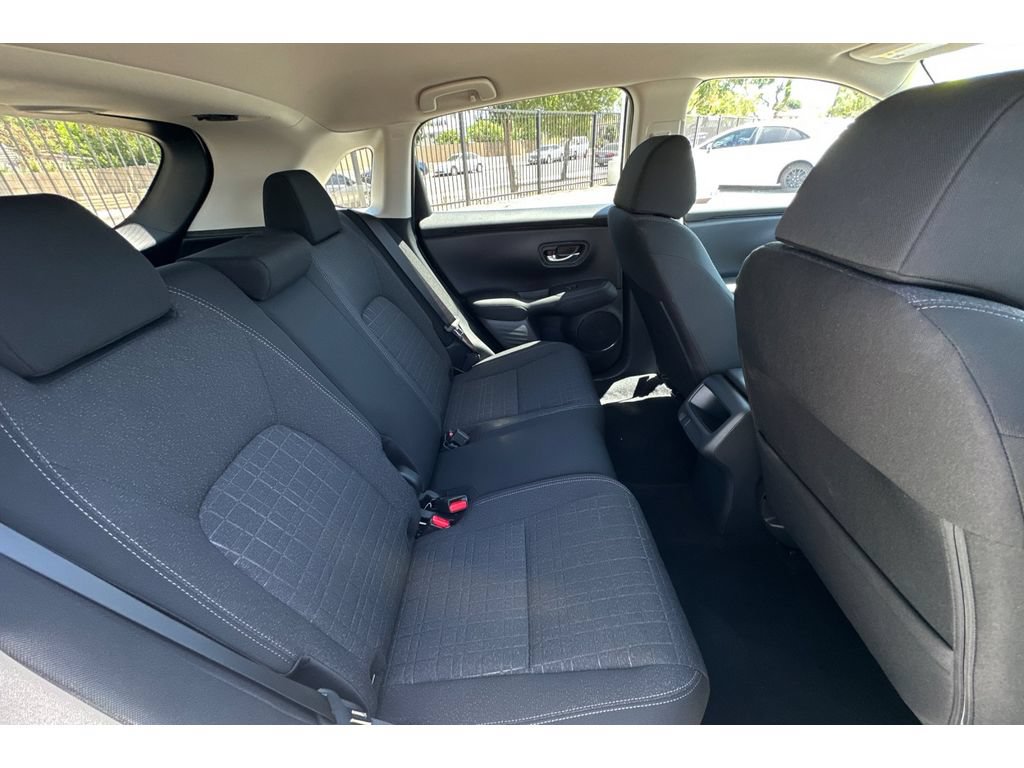 Used 2027 Honda HR-V LX image 18