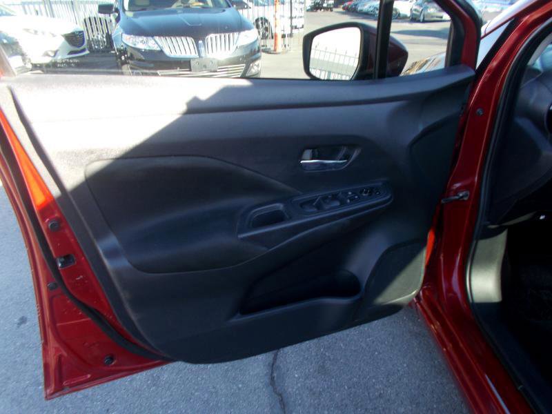 Used 2021 Nissan Versa SV image 9