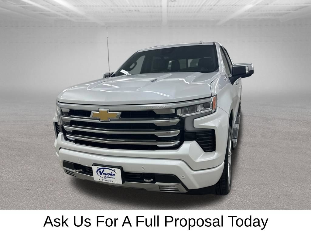 Used 2024 Chevrolet Silverado 1500 High Country w/ Technology Package AWD/4WD image 6