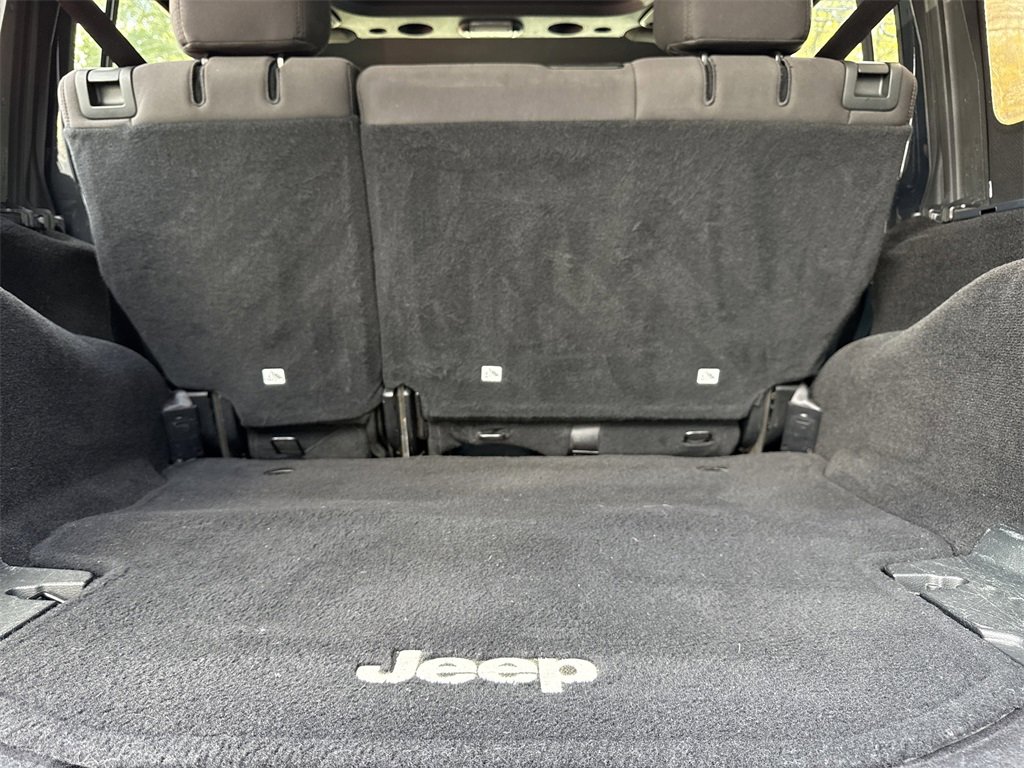 Used 2017 Jeep Wrangler Unlimited Sport w/ Connectivity Group image 29
