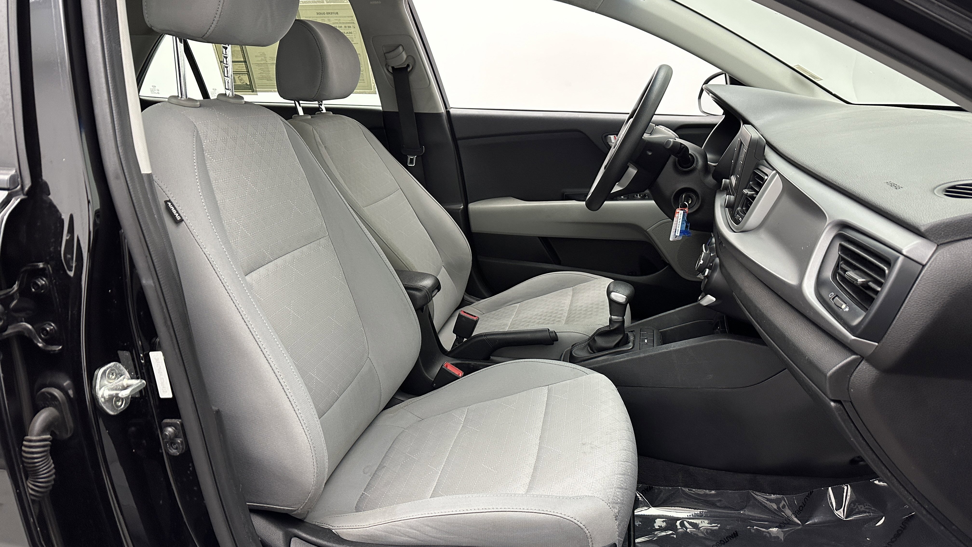 Used 2018 Kia Rio S image 32