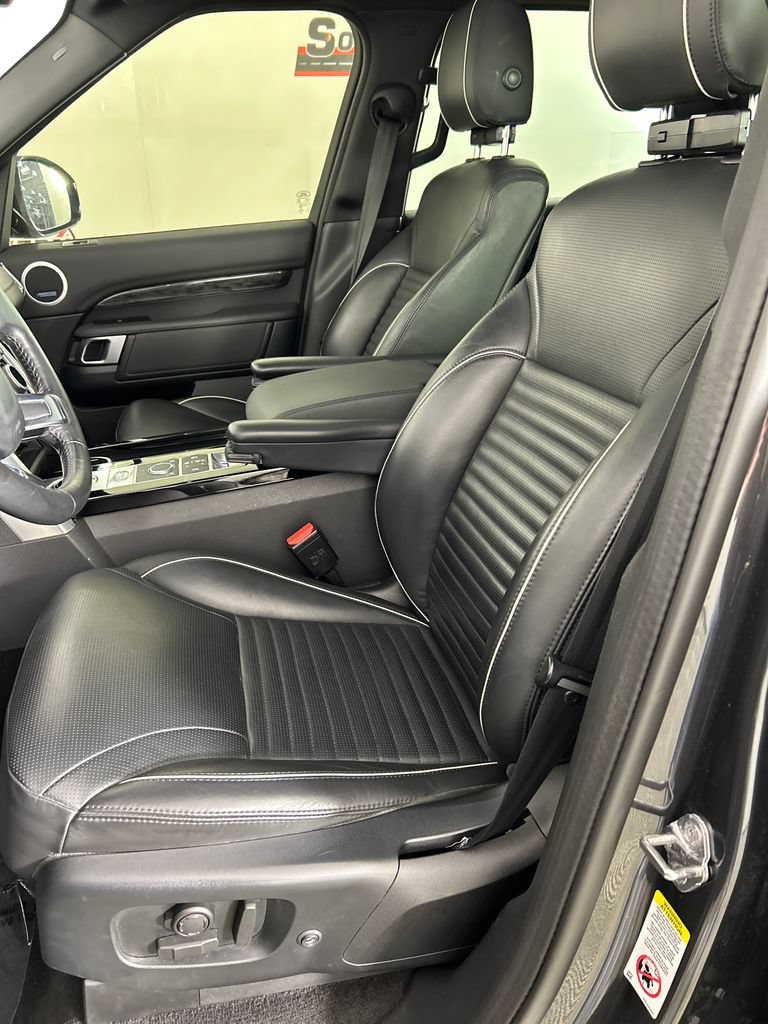 Used 2020 Land Rover Discovery HSE AWD/4WD image 11