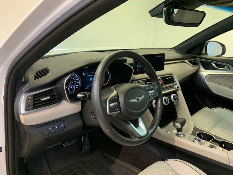 Used 2023 Genesis G70 3.3T w/ Sport Prestige Package AWD/4WD image 19