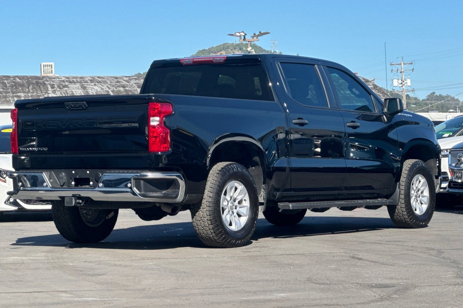 Used 2025 Chevrolet Silverado 1500 W/T w/ WT Value Package image 2
