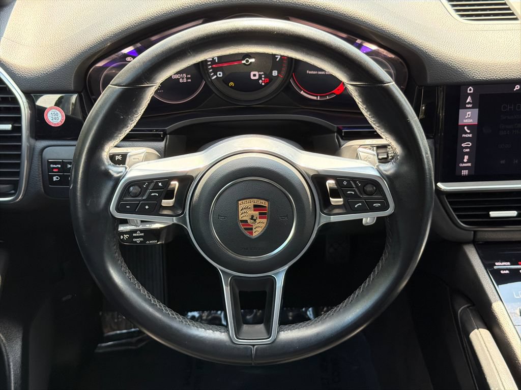 Used 2020 Porsche Cayenne AWD/4WD image 24