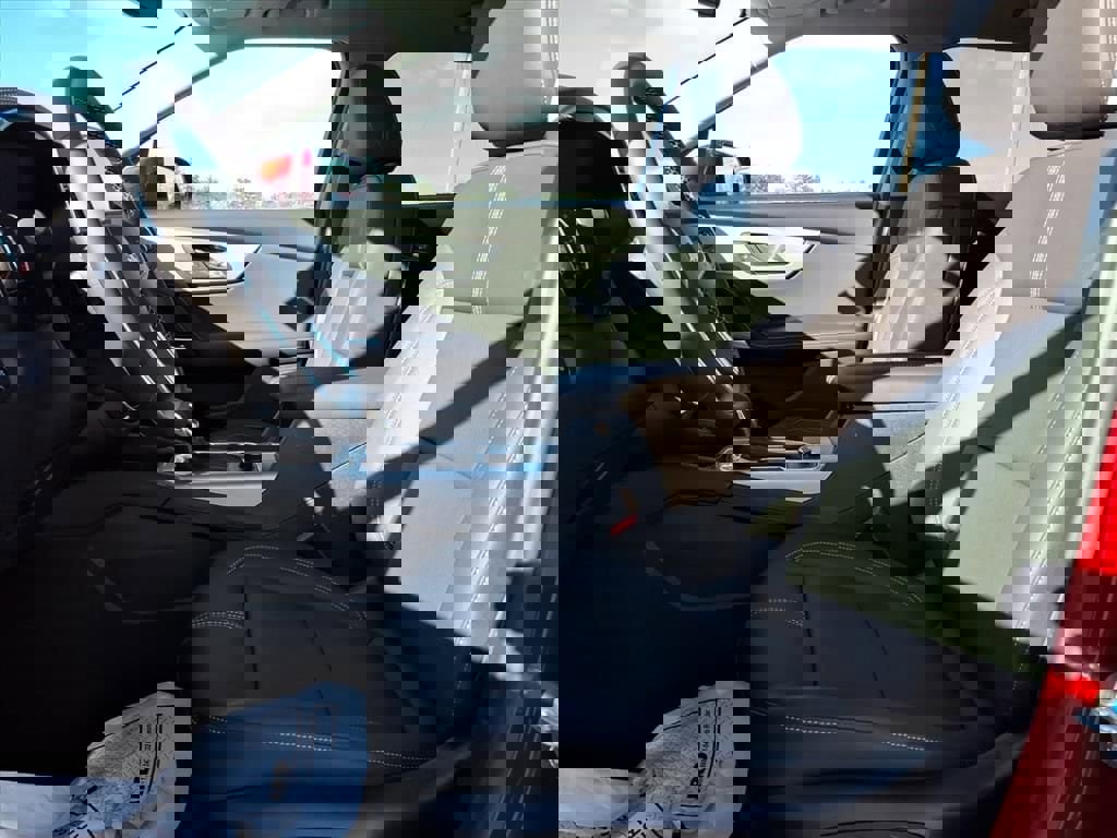 New 2026 Chevrolet Blazer LT image 13