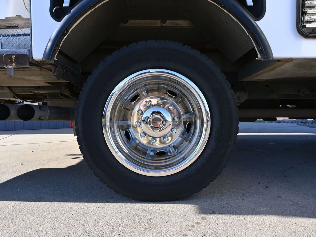 Used 2012 Ford F550 4x4 SuperCab Super Duty w/ Payload Upgrade Pkg image 25