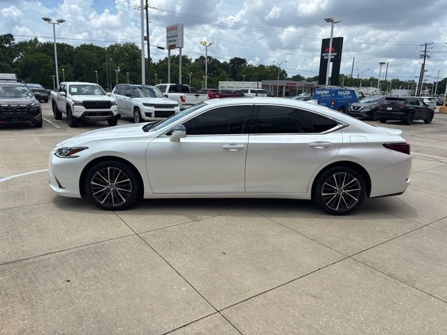 Used 2022 Lexus ES 350 w/ Premium Package FWD image 4