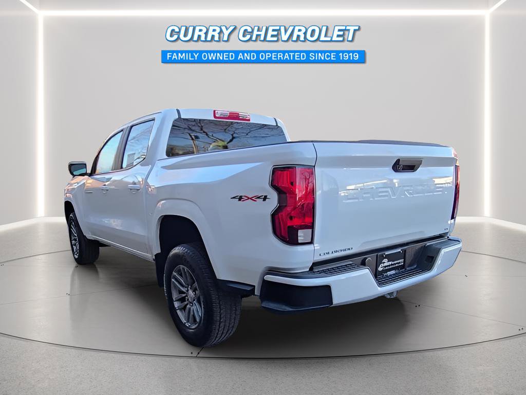 Used 2023 Chevrolet Colorado LT AWD/4WD image 16