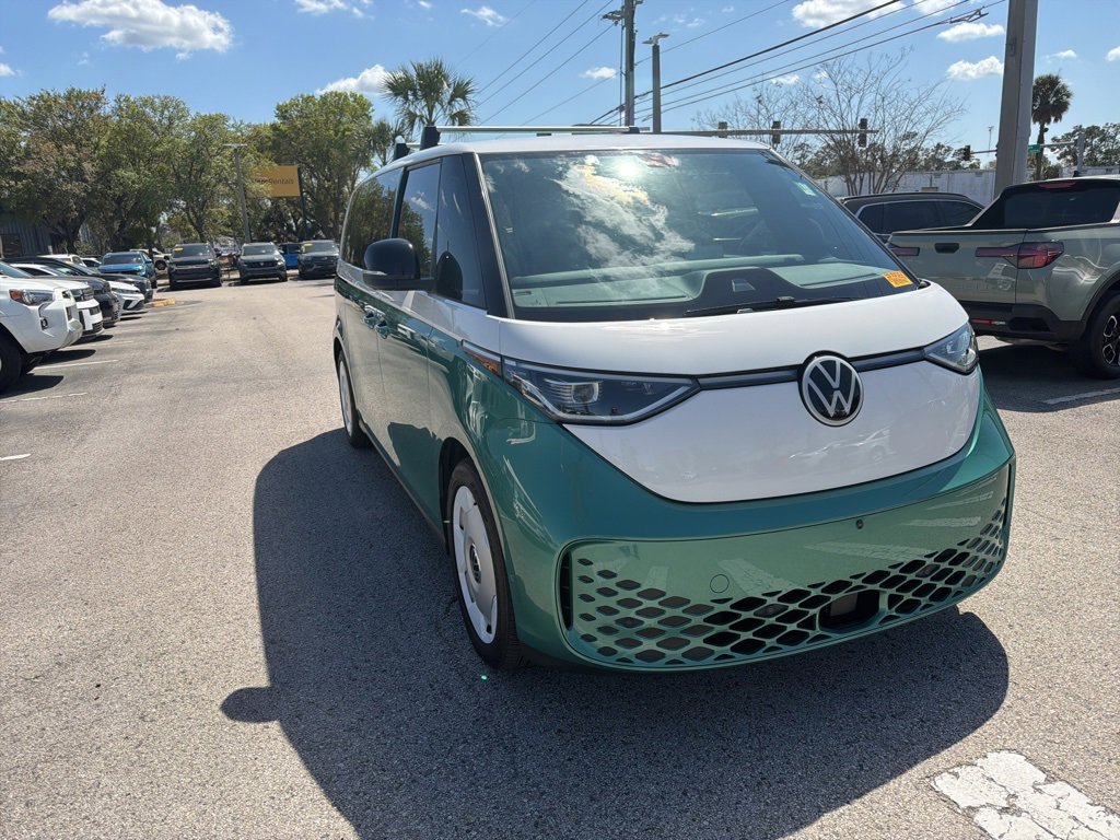 Used 2025 Volkswagen ID. Buzz 1st Edition image 13