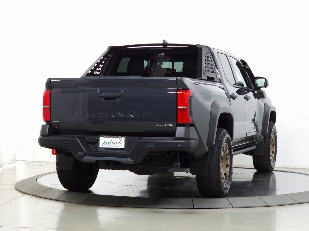 Used 2024 Toyota Tacoma Trailhunter image 11