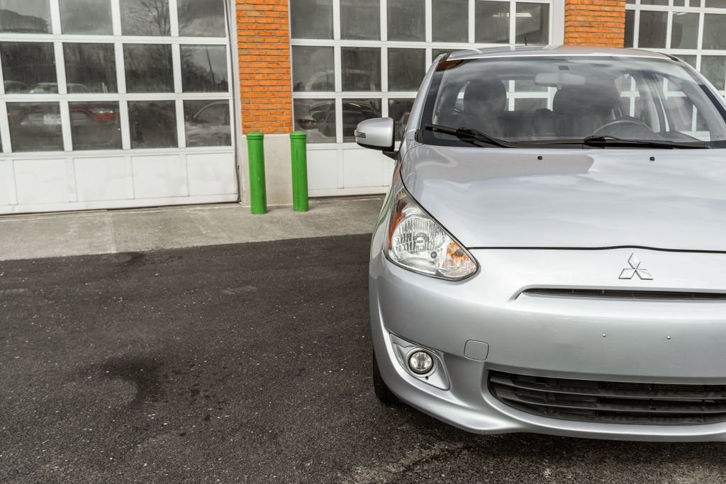 Used 2015 Mitsubishi Mirage ES image 28