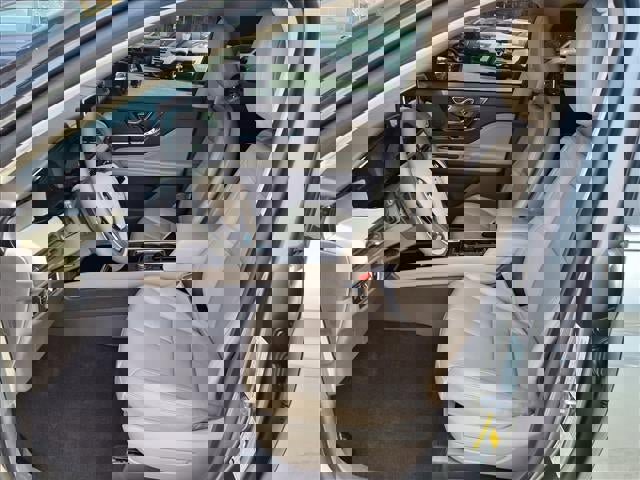 Used 2023 Lincoln Corsair FWD image 11