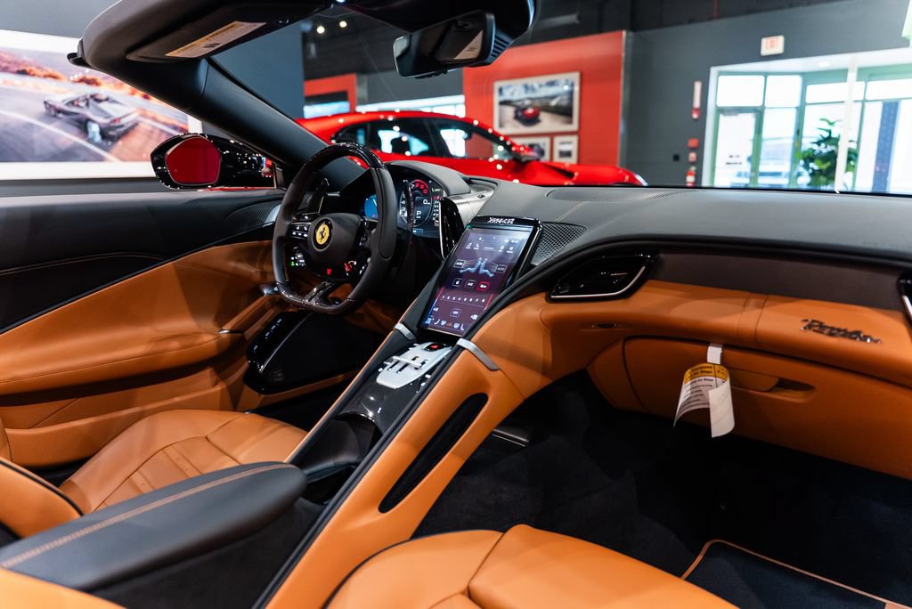 Used 2026 Ferrari Roma Spider RWD image 40