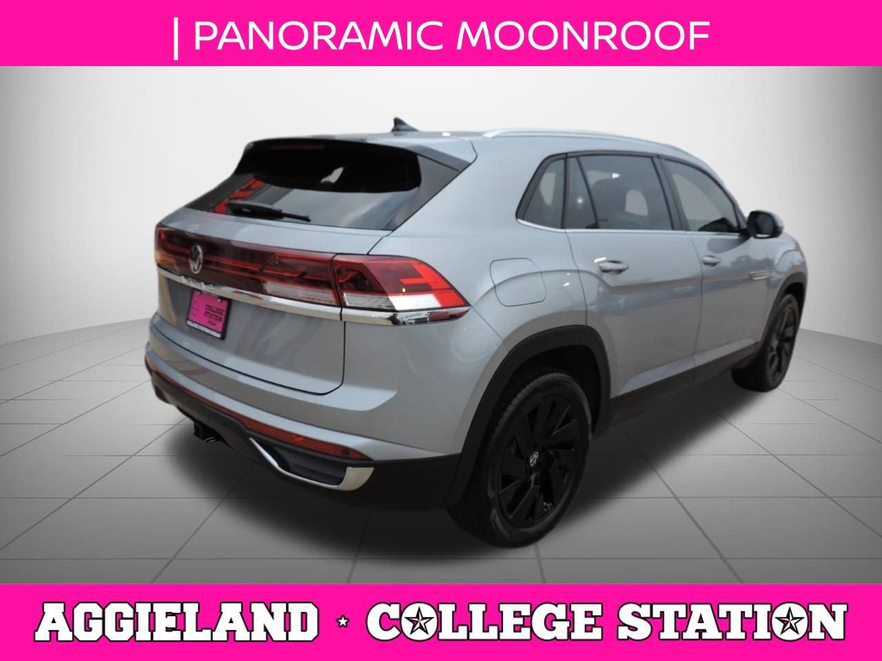 Used 2024 Volkswagen Atlas Cross Sport SE FWD image 4
