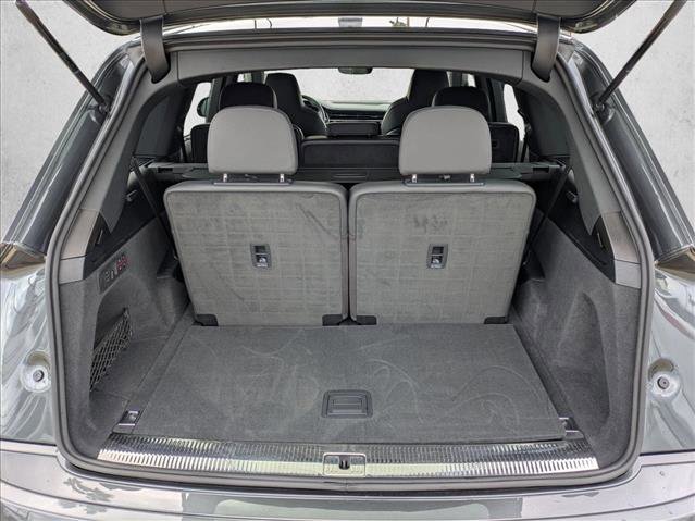 Used 2021 Audi SQ7 Premium Plus w/ Executive Package image 6