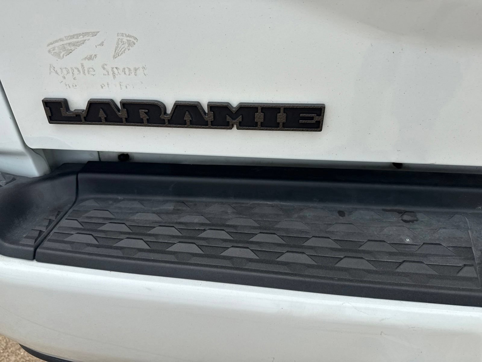 Used 2024 RAM 3500 Laramie w/ Night Edition AWD/4WD image 9