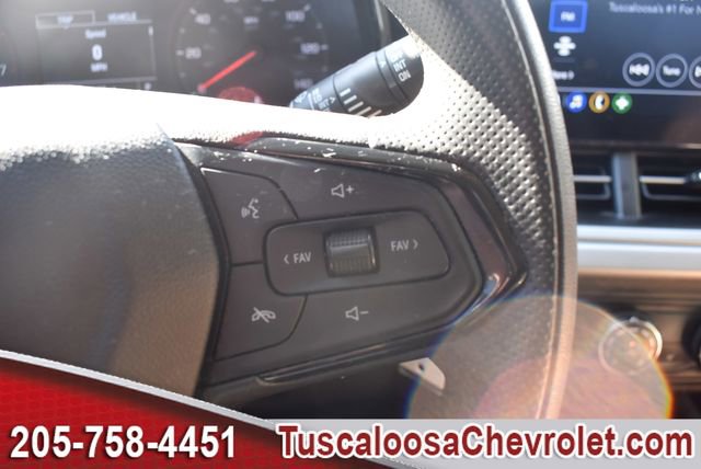 Used 2024 Chevrolet Trax LS w/ LS Convenience Package FWD image 25