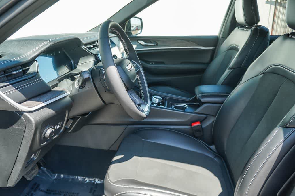Used 2026 Jeep Grand Cherokee L 4WD image 19