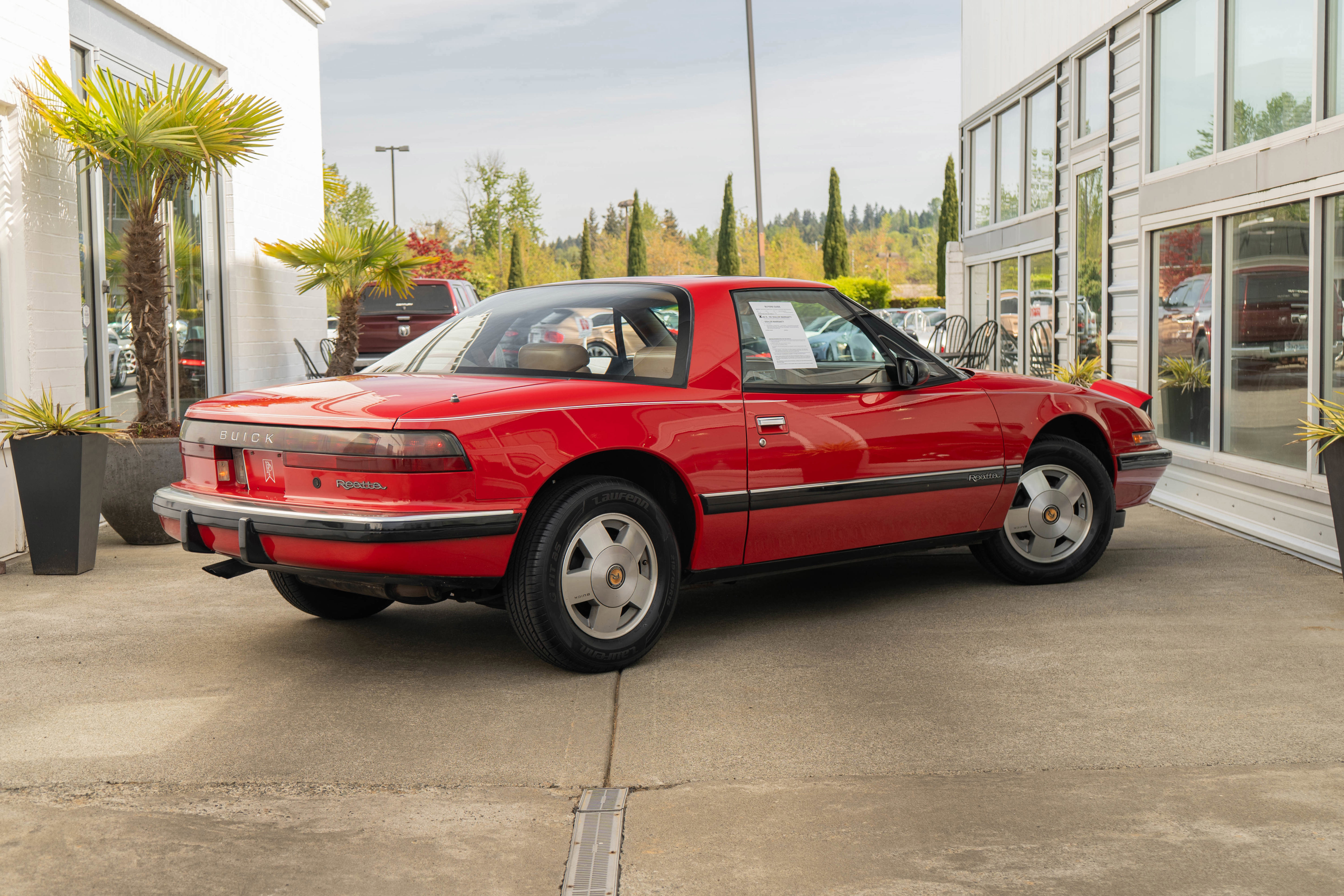 Used 1990 Buick Reatta Coupe FWD image 7