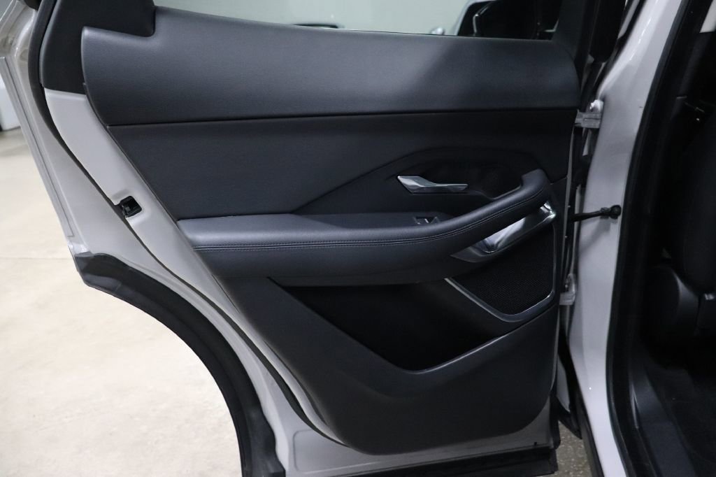 Used 2018 Jaguar E-PACE S image 13