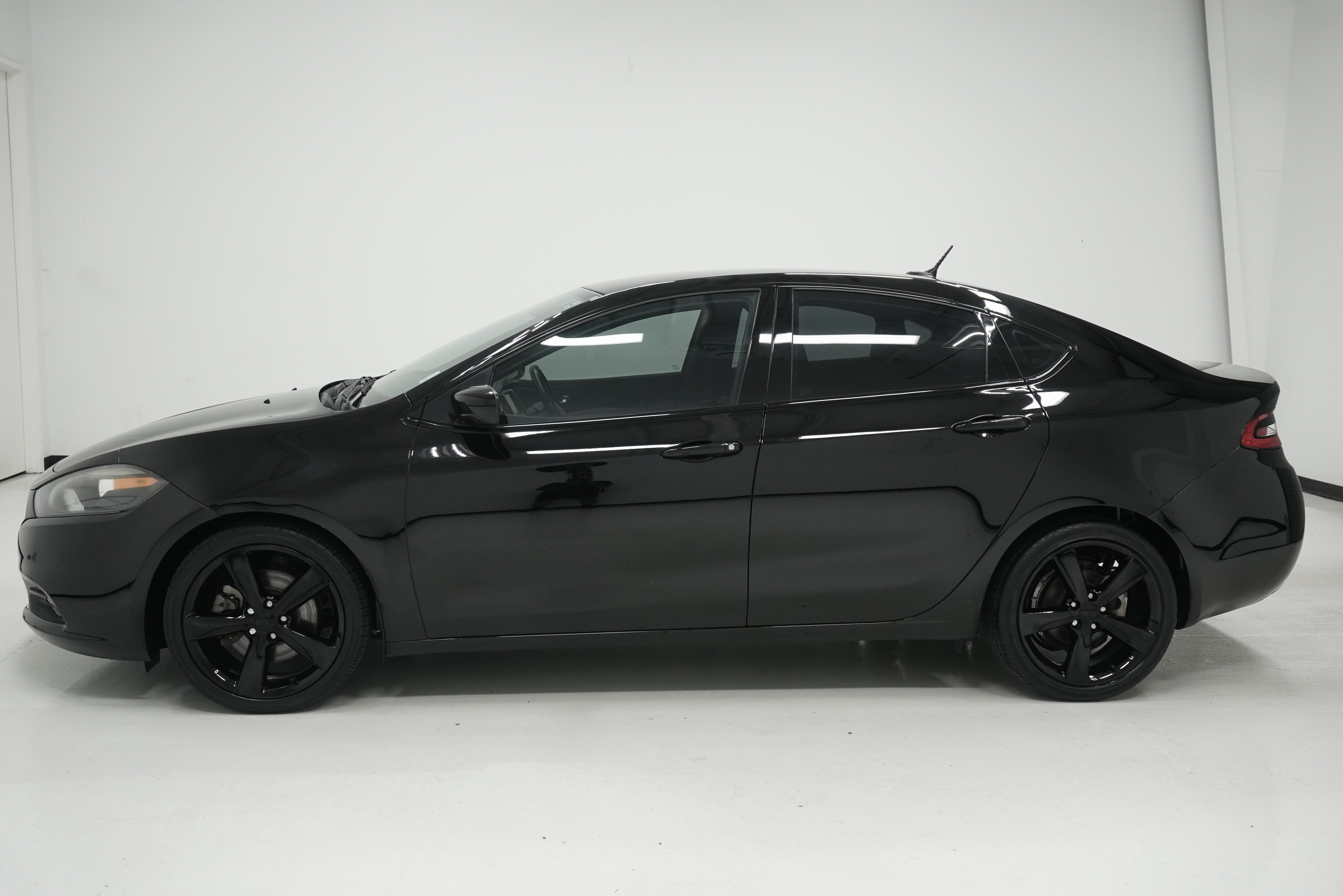 Used 2016 Dodge Dart SXT FWD image 7