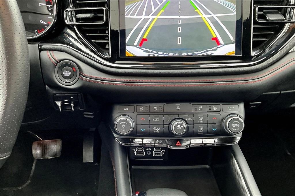 Used 2024 Dodge Durango GT image 15