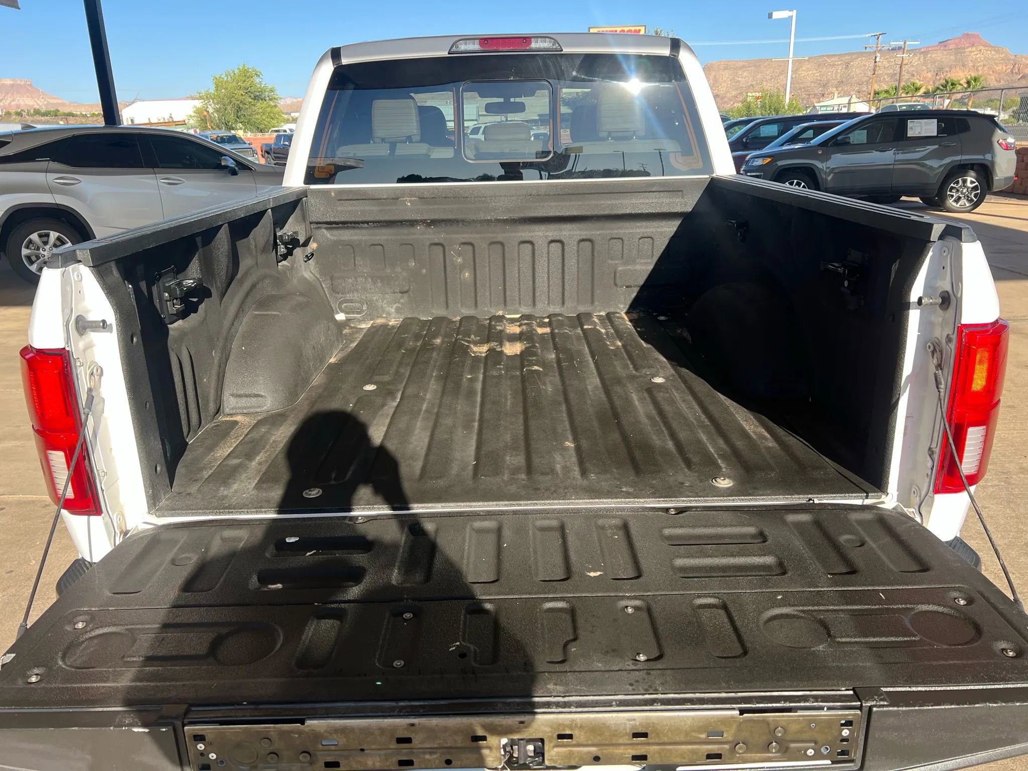 Used 2018 Ford F150 Lariat w/ Equipment Group 502A Luxury image 36