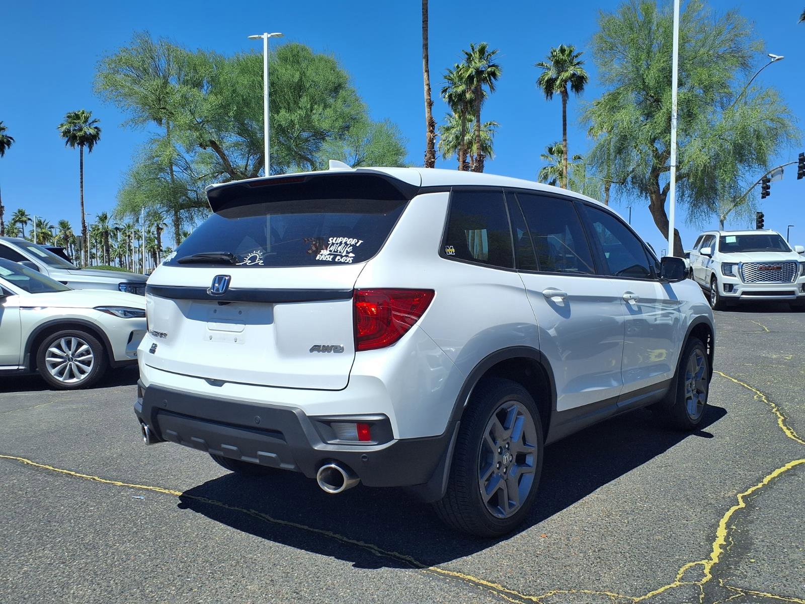 Used 2023 Honda Passport EX-L image 5